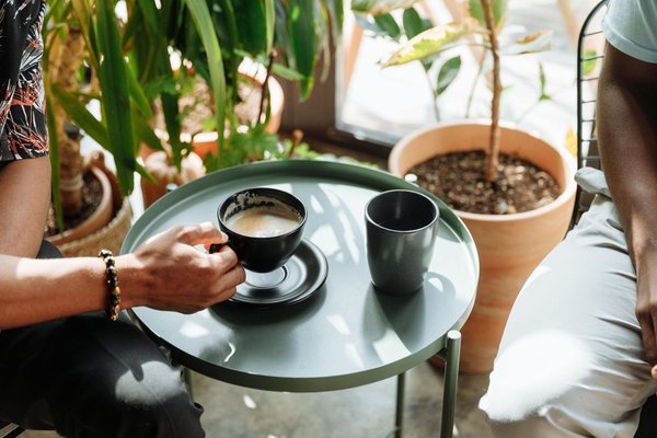 Transformez votre routine beauté : Découvrez les incroyables secrets des bains de vapeur pour une peau rayonnante et apprenez à les maîtriser comme un expert !